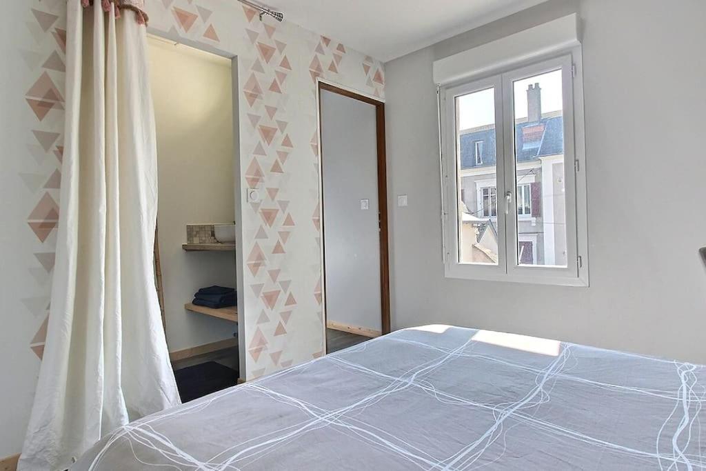 Appartement T2 Independant Au Coeur De La Ville Μπουρζ Εξωτερικό φωτογραφία
